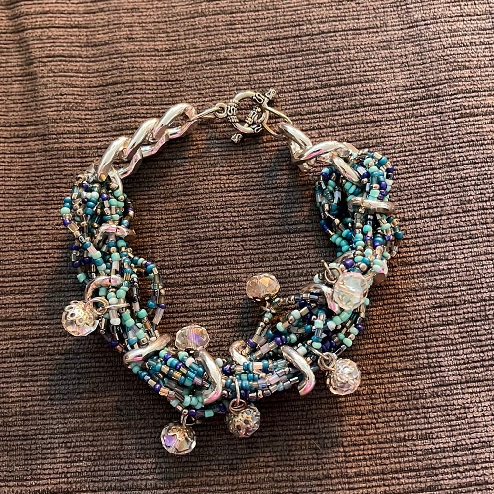 Blue bedded bracelet